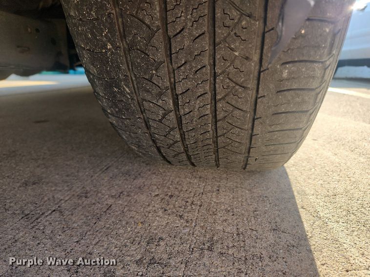 image for item MW9672 2013 Ford Taurus SEL