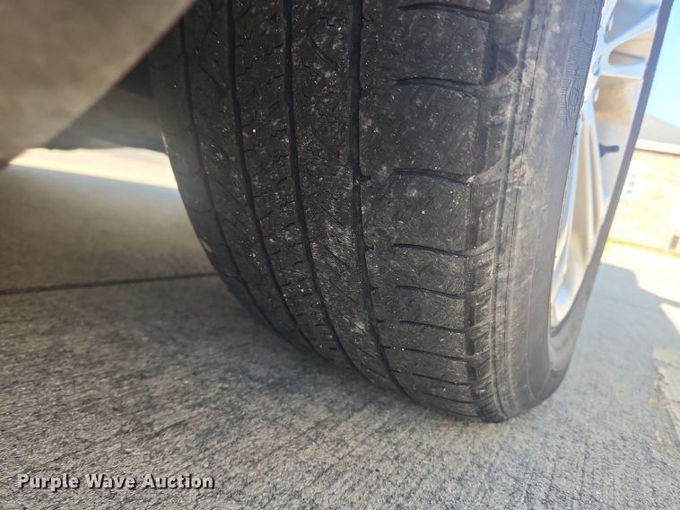 image for item MW9672 2013 Ford Taurus SEL