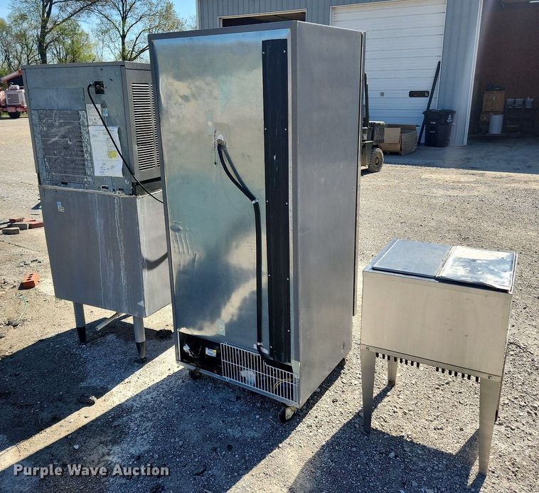 image for item MW9677 Restaurant equipment