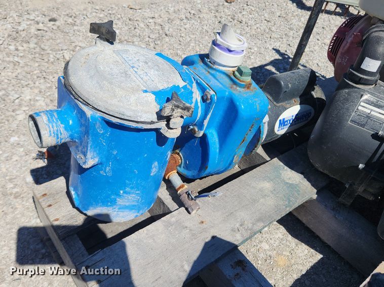 image for item MW9679 (5) water pumps