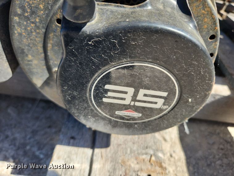 image for item MW9679 (5) water pumps