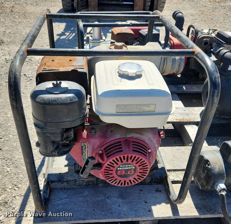 image for item MW9679 (5) water pumps