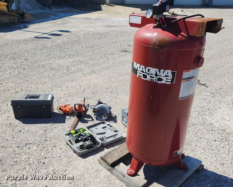 image for item MW9681 Tools