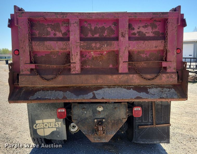 image for item MW9683 1990 International 7100  dump truck