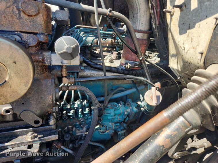 image for item MW9683 1990 International 7100  dump truck