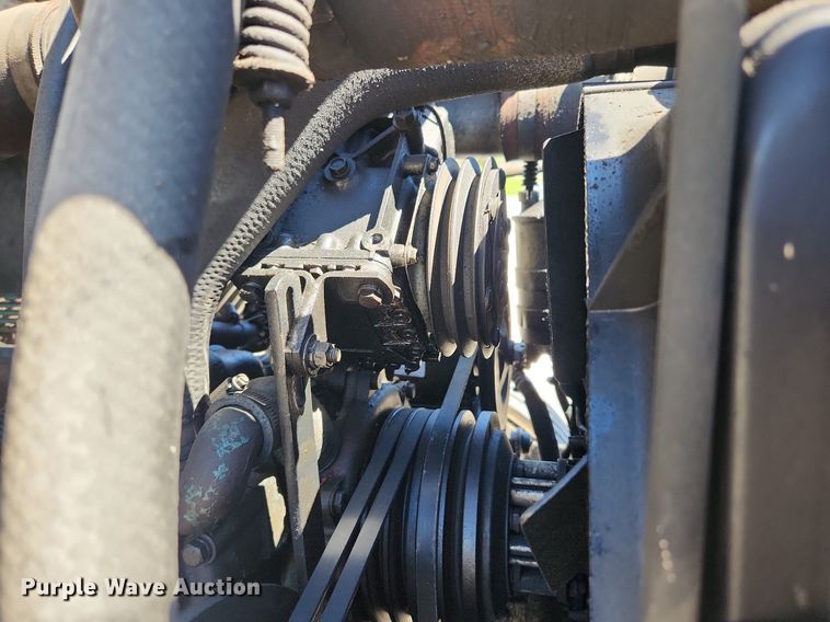 image for item MW9683 1990 International 7100  dump truck