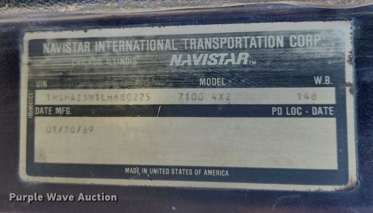 image for item MW9683 1990 International 7100  dump truck