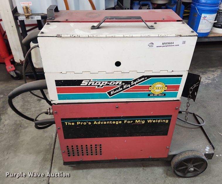 image for item MW9684 Snap-on MM250SL  welder