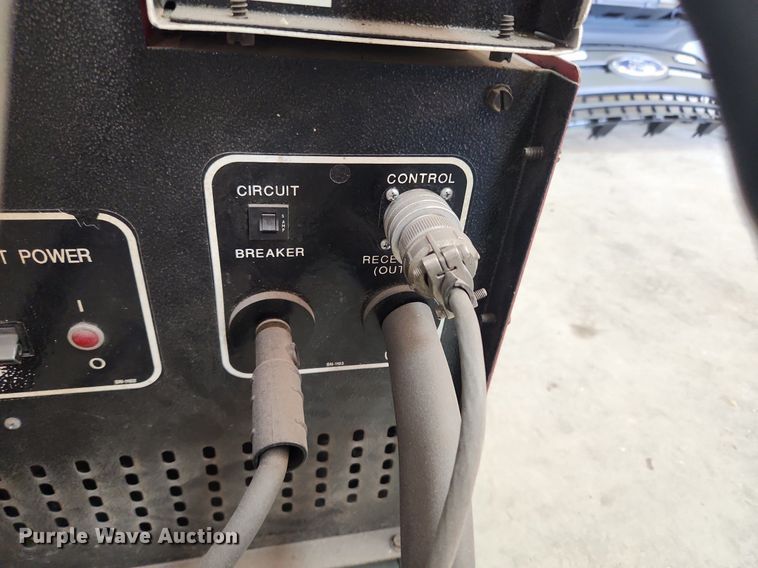 image for item MW9684 Snap-on MM250SL  welder