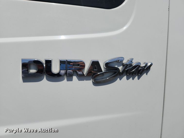 image for item MW9714 2008 International DuraStar 4300  truck cab and chassis