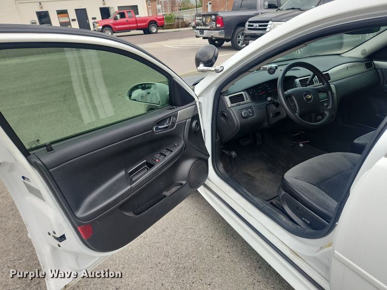 image for item MW9722 2014 Chevrolet Impala Police Cruiser