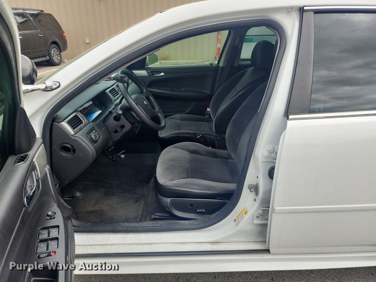 image for item MW9722 2014 Chevrolet Impala Police Cruiser