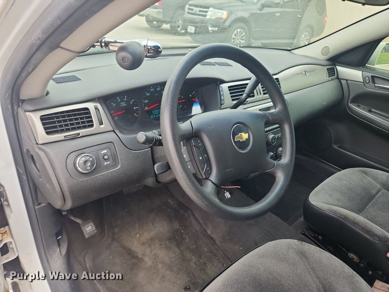 image for item MW9722 2014 Chevrolet Impala Police Cruiser