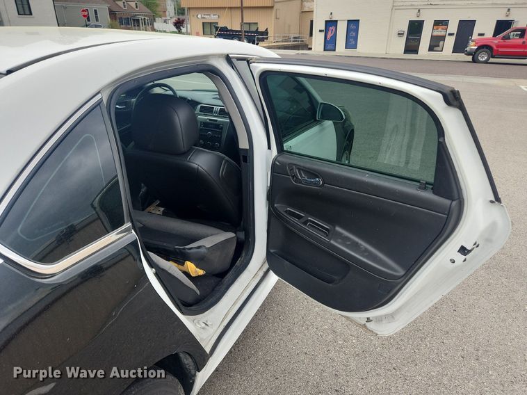 image for item MW9722 2014 Chevrolet Impala Police Cruiser