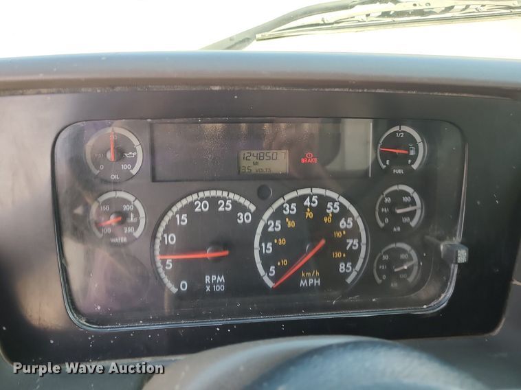 image for item MX9655 2005 Sterling L7500  dump truck