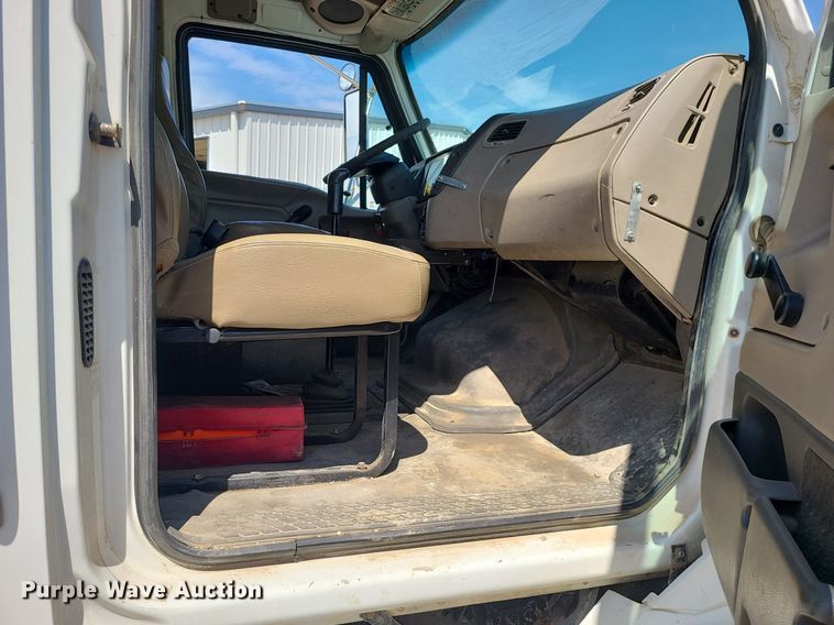 image for item MX9655 2005 Sterling L7500  dump truck