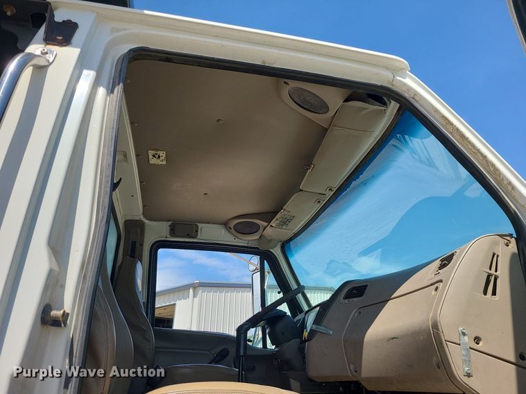 image for item MX9655 2005 Sterling L7500  dump truck