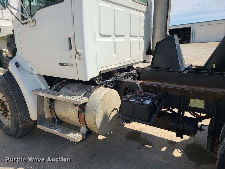 image for item MX9655 2005 Sterling L7500  dump truck