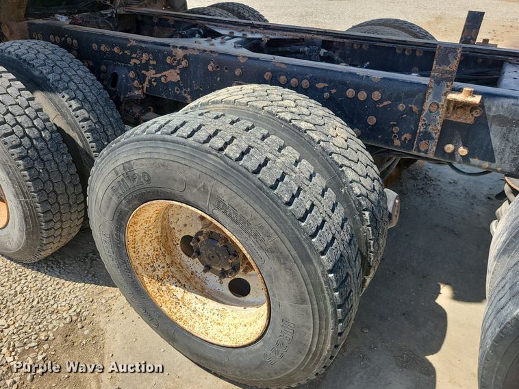 image for item MX9655 2005 Sterling L7500  dump truck