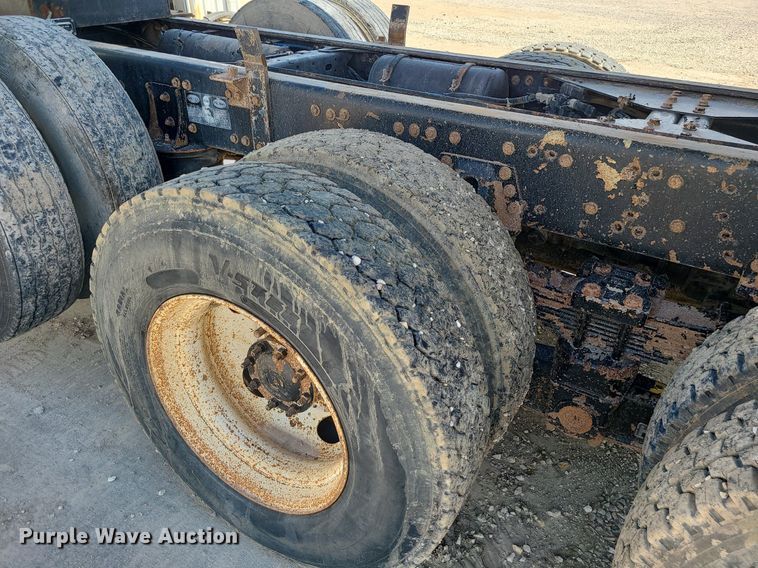 image for item MX9655 2005 Sterling L7500  dump truck