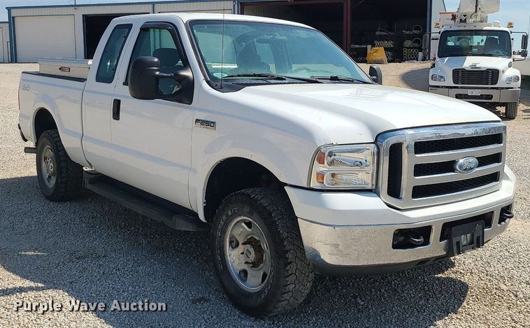 image for item MX9656 2007 Ford F250 Super Duty  SuperCab pickup truck