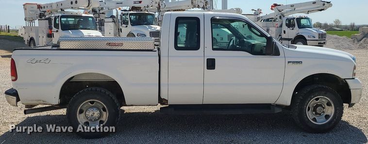 image for item MX9656 2007 Ford F250 Super Duty  SuperCab pickup truck