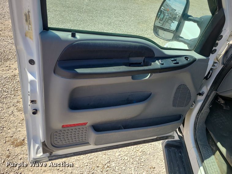 image for item MX9656 2007 Ford F250 Super Duty  SuperCab pickup truck