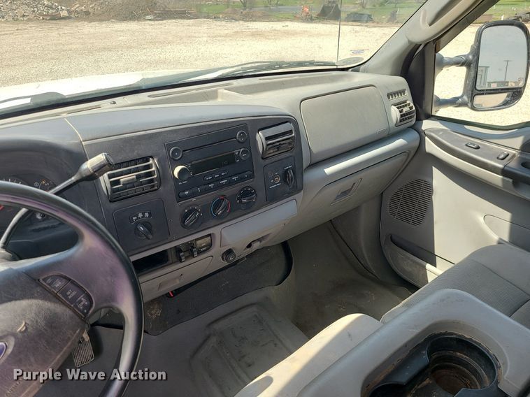 image for item MX9656 2007 Ford F250 Super Duty  SuperCab pickup truck