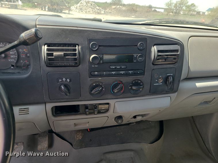 image for item MX9656 2007 Ford F250 Super Duty  SuperCab pickup truck