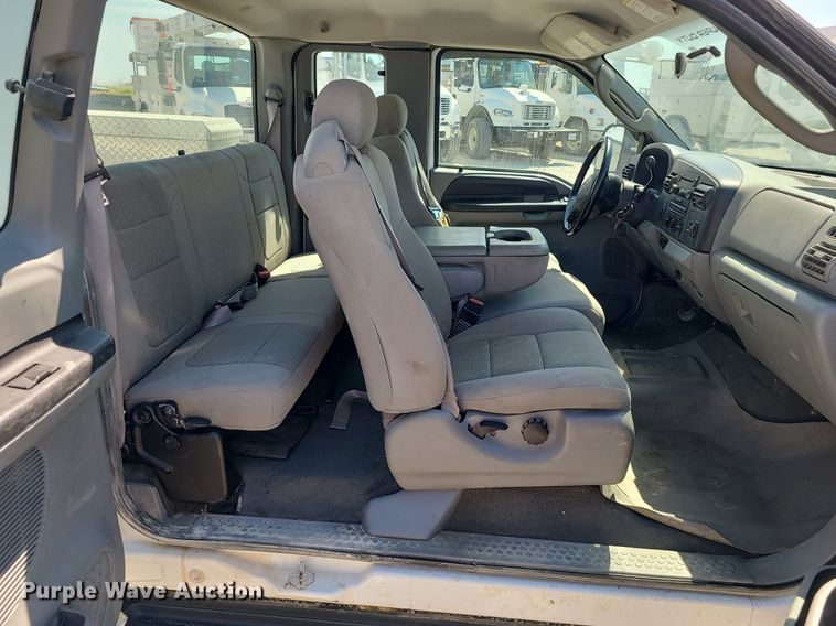 image for item MX9656 2007 Ford F250 Super Duty  SuperCab pickup truck