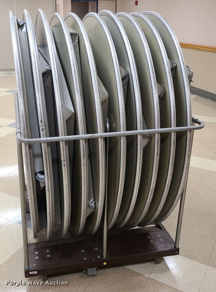 image for item MX9695 (10) 5' folding tables