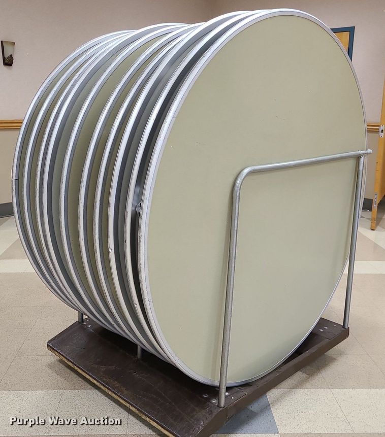 image for item MX9695 (10) 5' folding tables