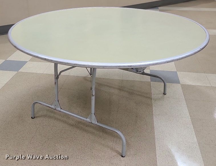 image for item MX9695 (10) 5' folding tables