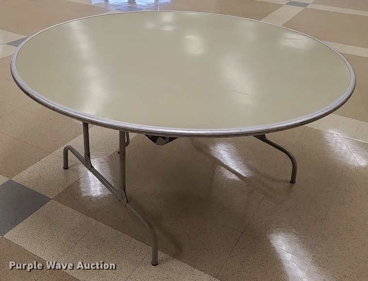 image for item MX9695 (10) 5' folding tables