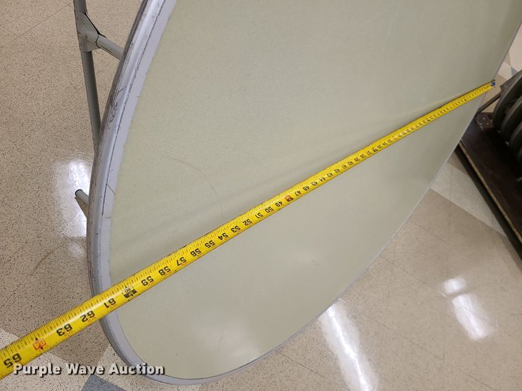 image for item MX9695 (10) 5' folding tables