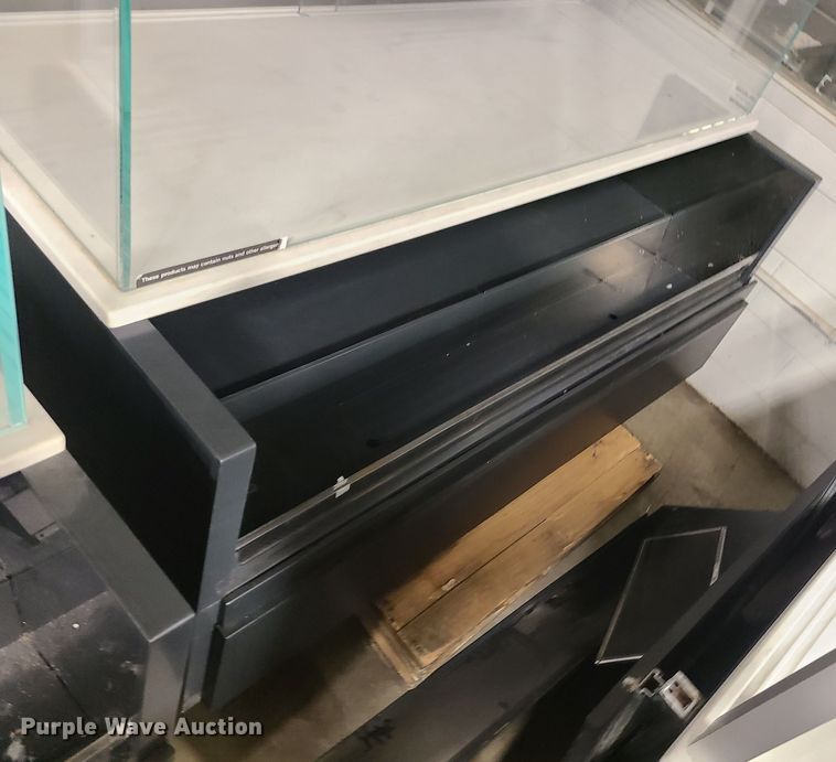 image for item MX9724 (4) refrigerated display cases