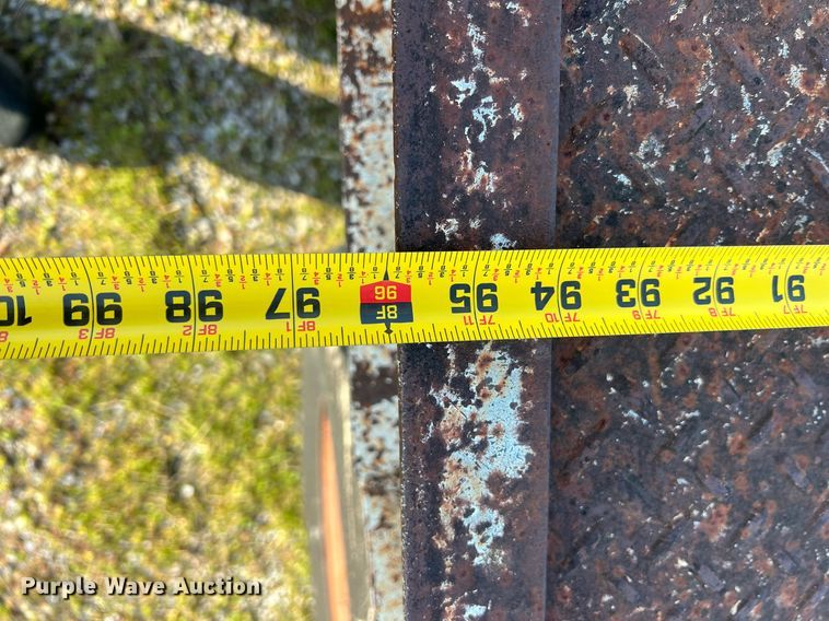 image for item MY9586 1989 Carrier King 1200  equipment trailer