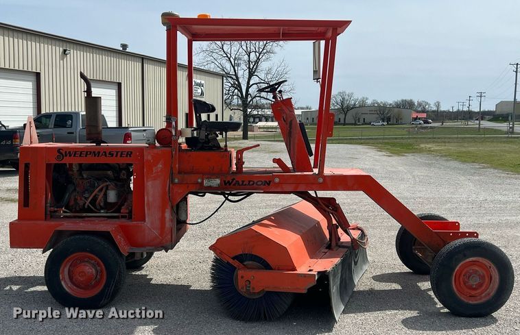 image for item MY9680 Waldon Sweepmaster  broom