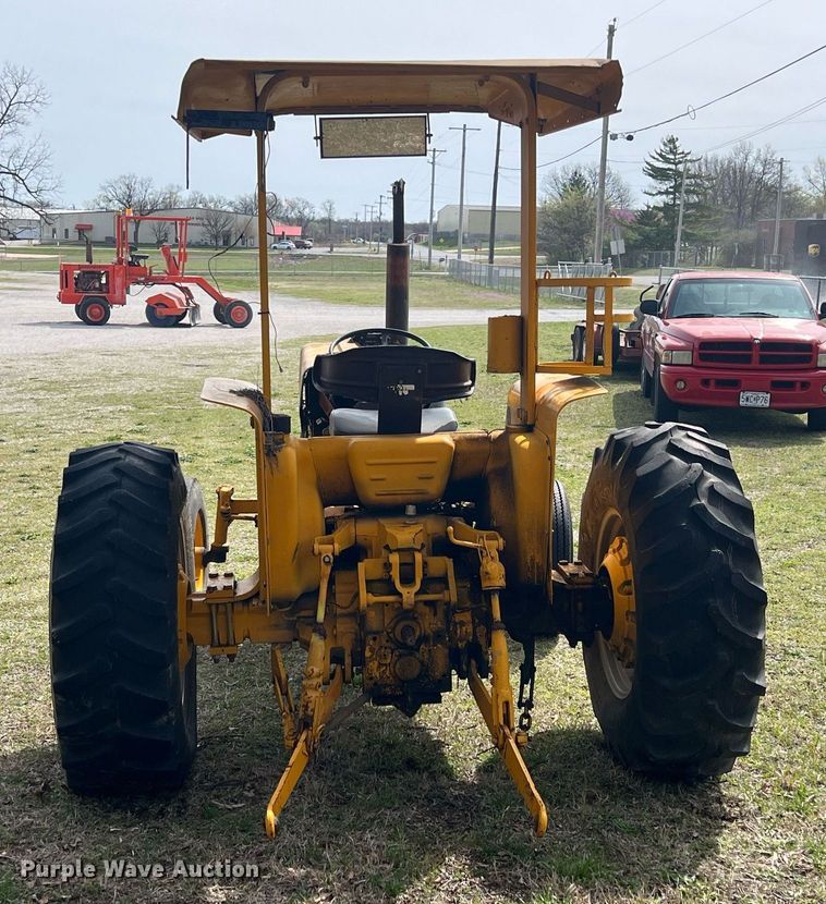 image for item MY9681 Case 485  tractor