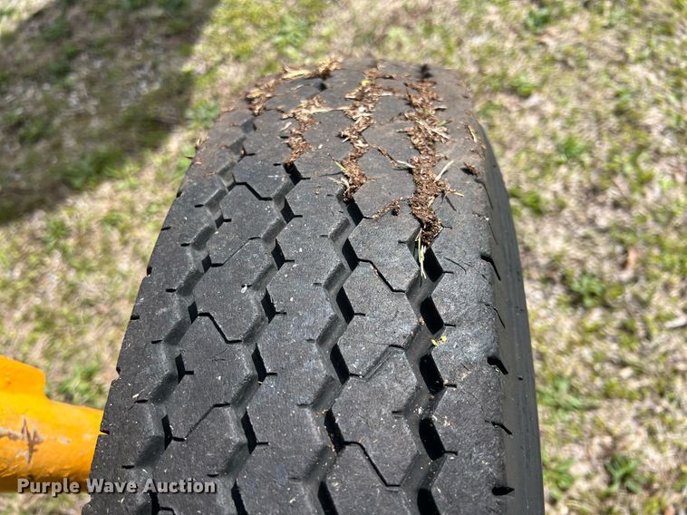 image for item MY9681 Case 485  tractor