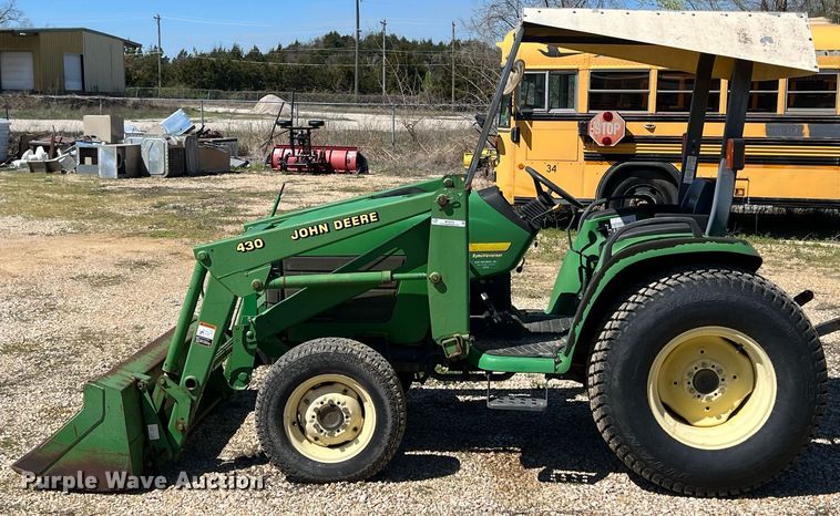 image for item MY9734 1999 John Deere 4300  tractor