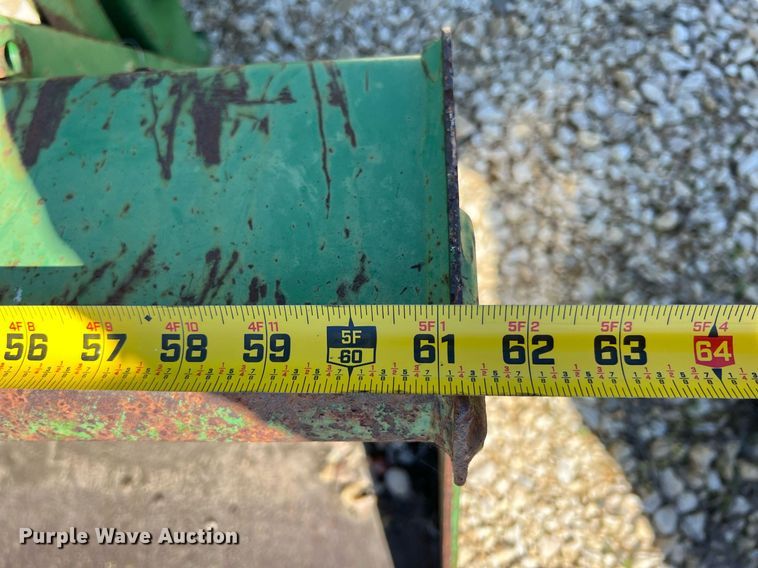 image for item MY9734 1999 John Deere 4300  tractor