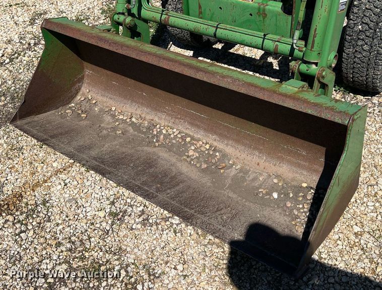 image for item MY9734 1999 John Deere 4300  tractor