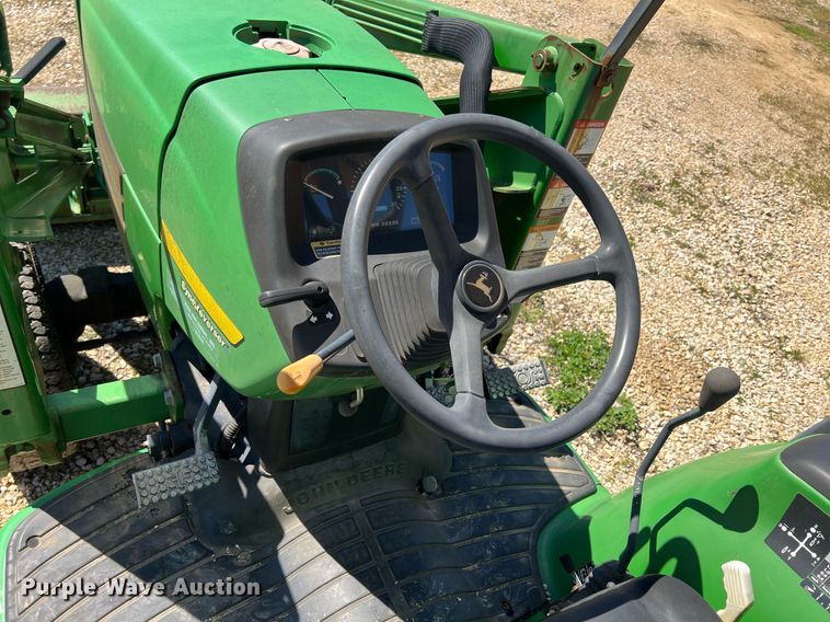 image for item MY9734 1999 John Deere 4300  tractor