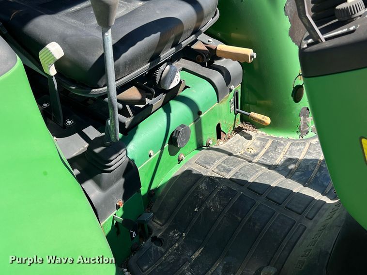 image for item MY9734 1999 John Deere 4300  tractor