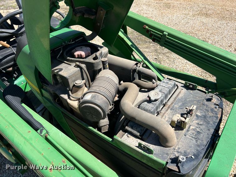 image for item MY9734 1999 John Deere 4300  tractor