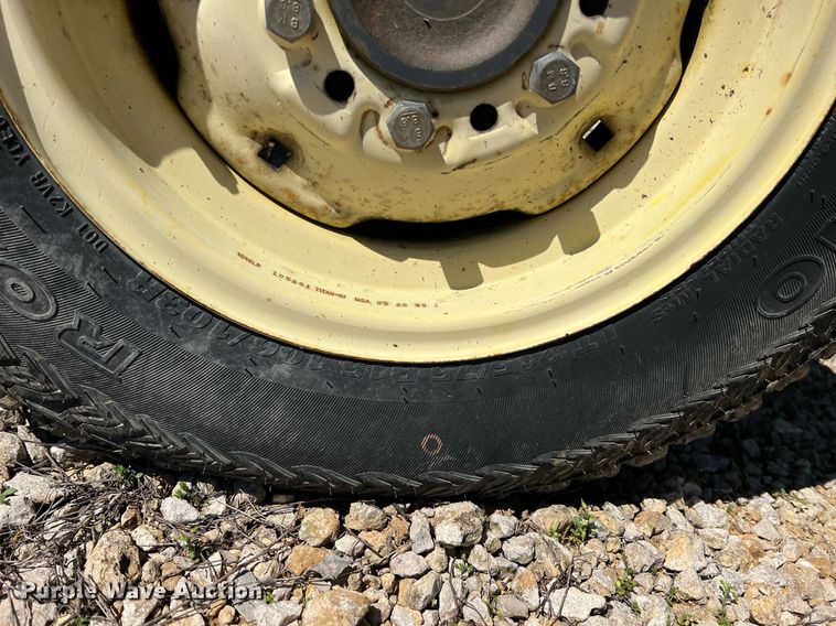 image for item MY9734 1999 John Deere 4300  tractor