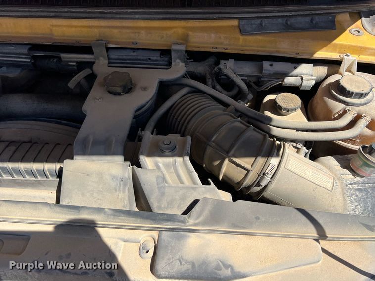 image for item MY9735 2006 Ford E450 Super Duty  school bus