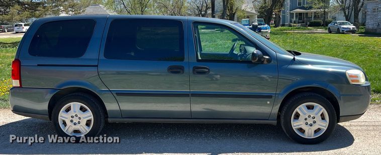image for item MY9737 2006 Chevrolet Uplander LS  van