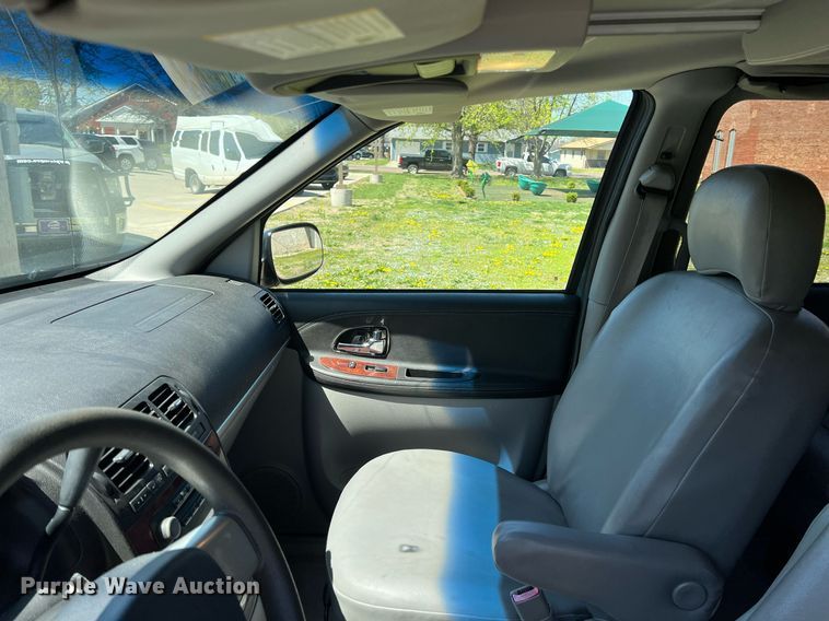 image for item MY9737 2006 Chevrolet Uplander LS  van